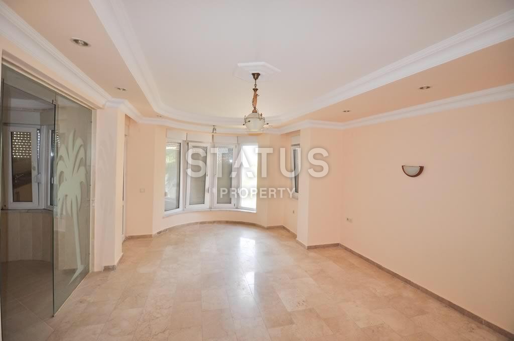 Вилла 4+1 с бассейном и гаражом в районе Махмутлар фото 29