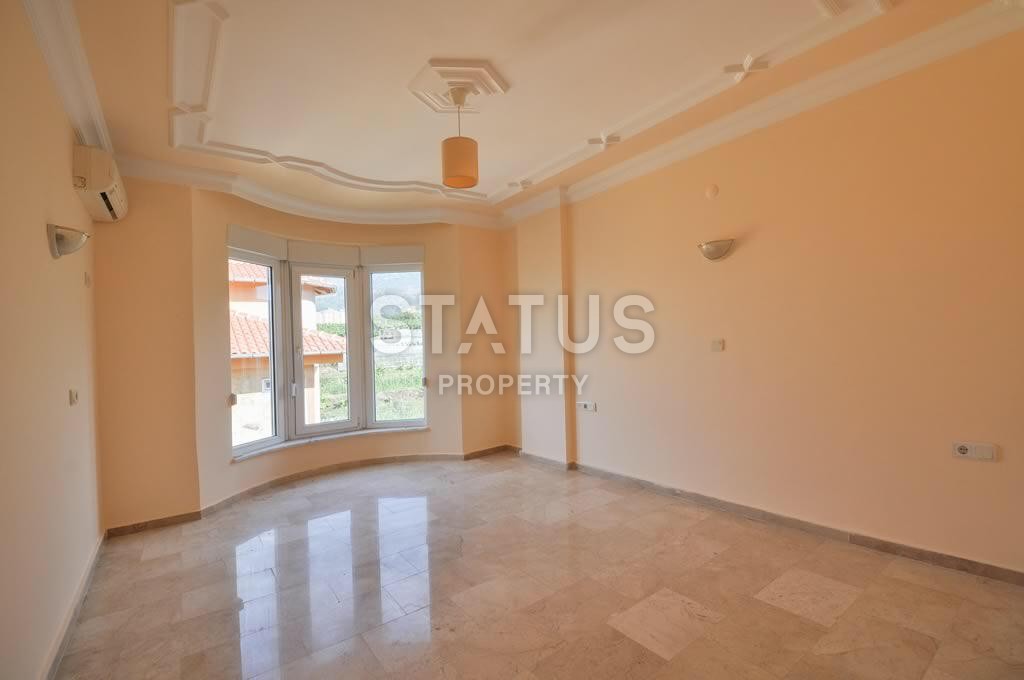 Вилла 4+1 с бассейном и гаражом в районе Махмутлар фото 32