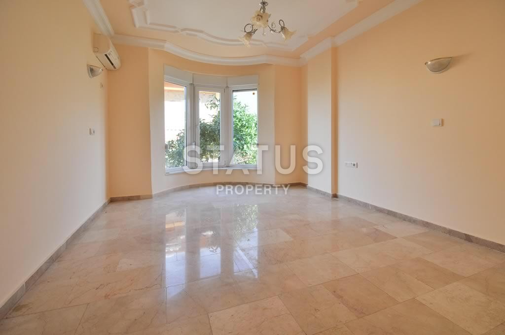 Вилла 4+1 с бассейном и гаражом в районе Махмутлар фото 35