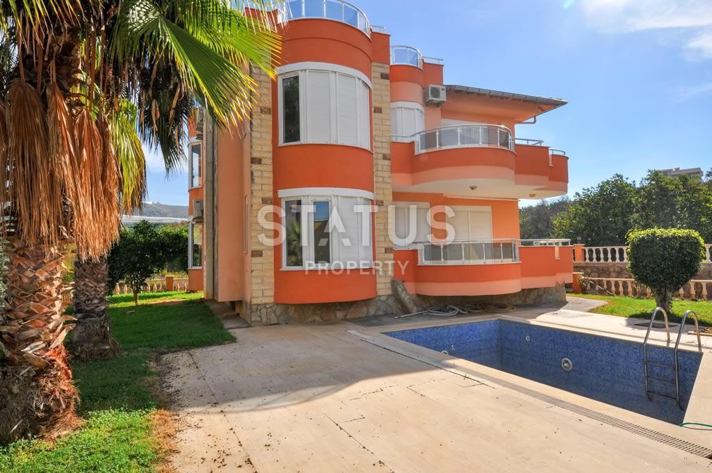 Вилла 4+1 с бассейном и гаражом в районе Махмутлар фото 47