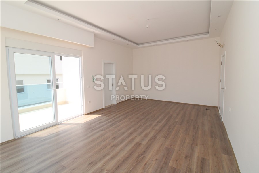 Отличный пентхаус 4+1 с видом на море и горы в Махмутларе фото 8