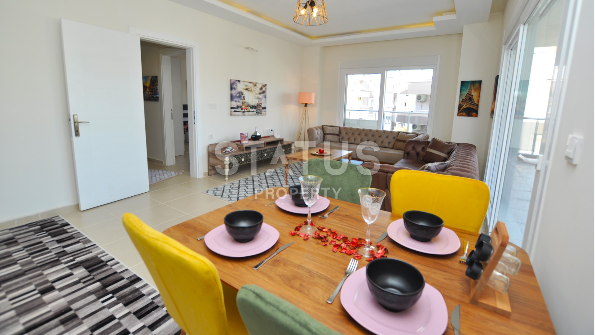 Большая квартира планировки 1+1 в новом комплексе с мебелью. Общая площадь 96 кв.м. фото 2