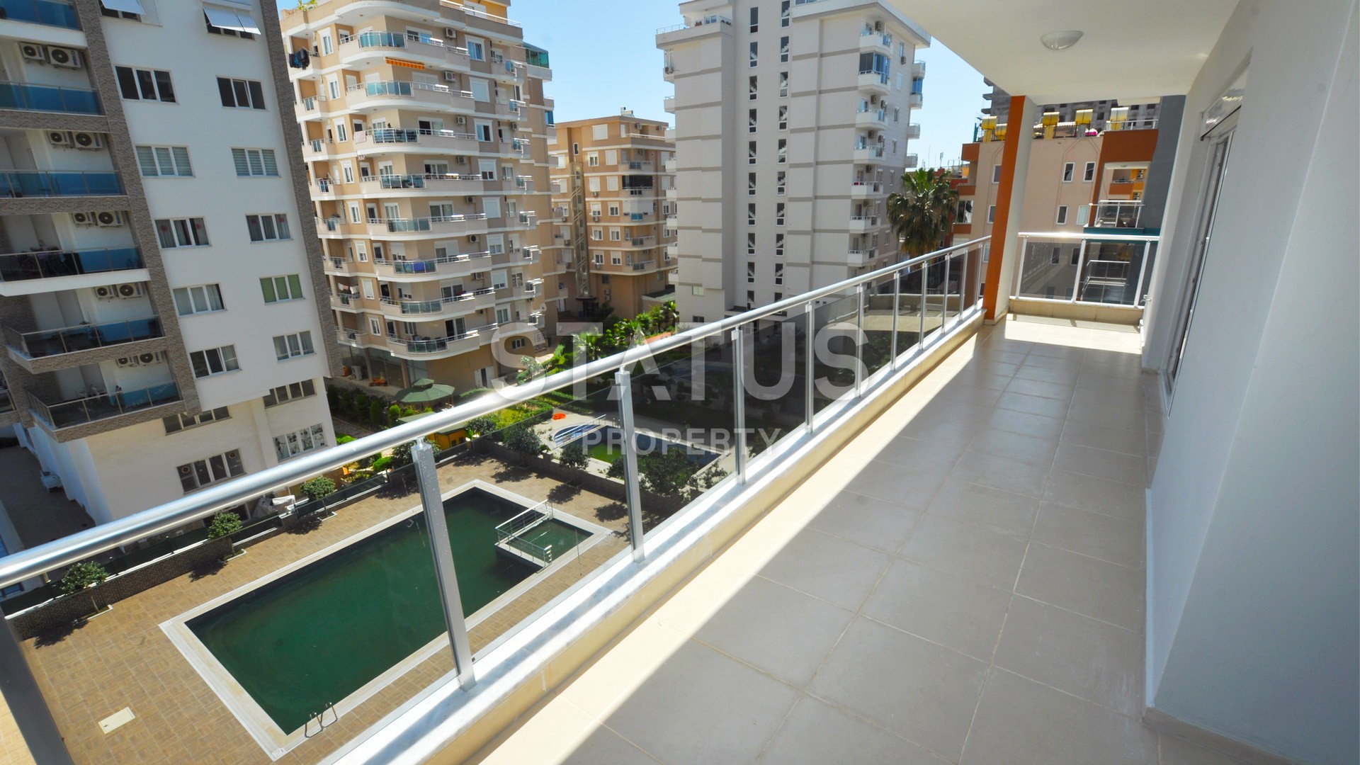 Большая квартира планировки 1+1 в новом комплексе с мебелью. Общая площадь 96 кв.м. фото 13