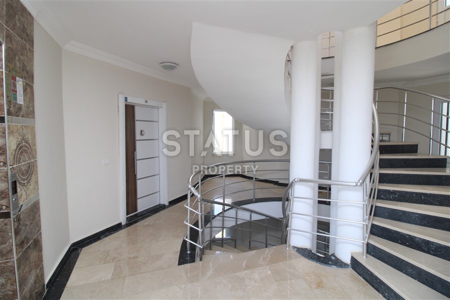 Трёхкомнатная квартира с видом на море и горы, 120 м2 фото 18