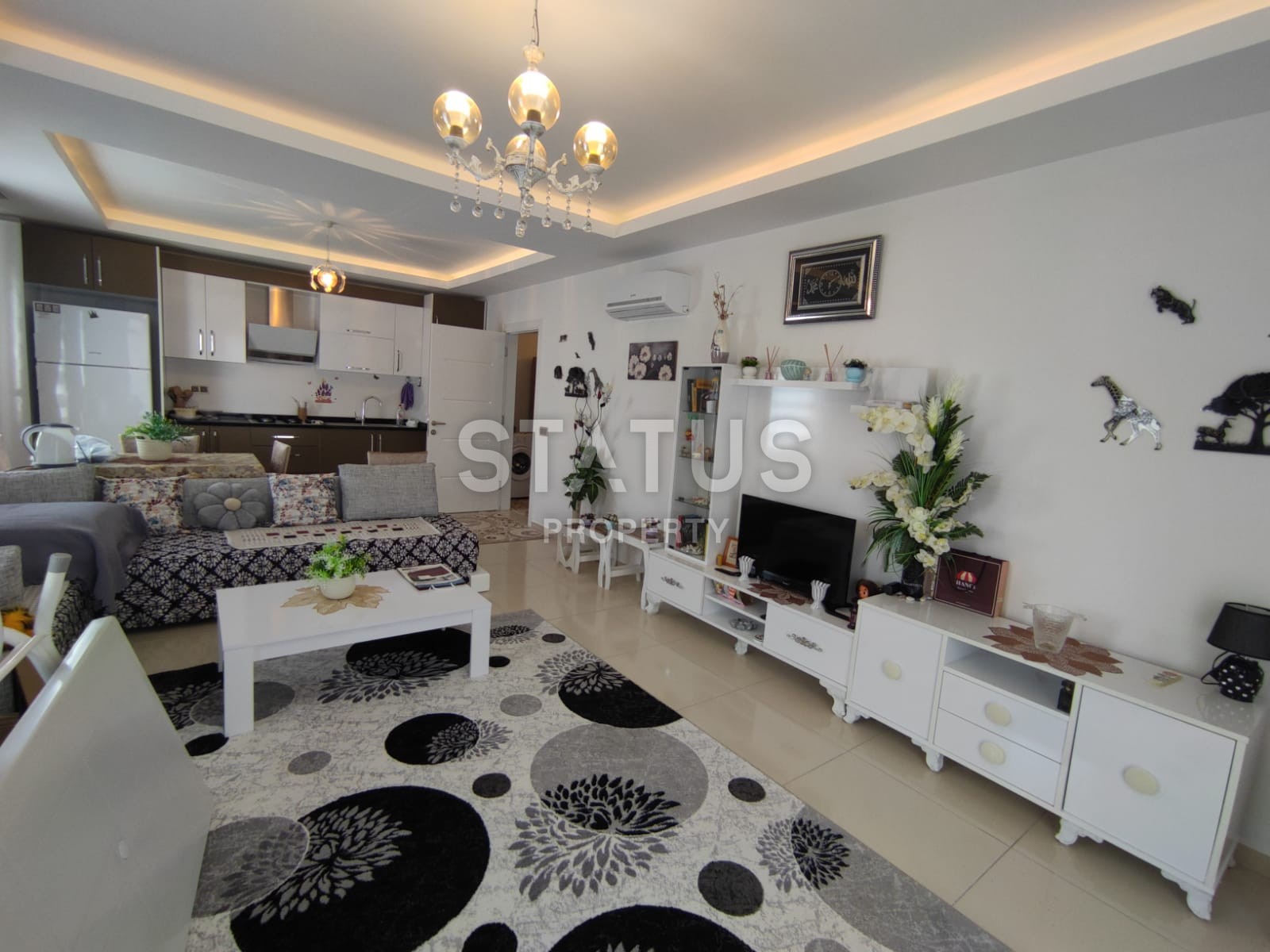 Большая двухкомнатная квартира в комплексе с шикарной инфраструктурой, 76 м2 фото 4