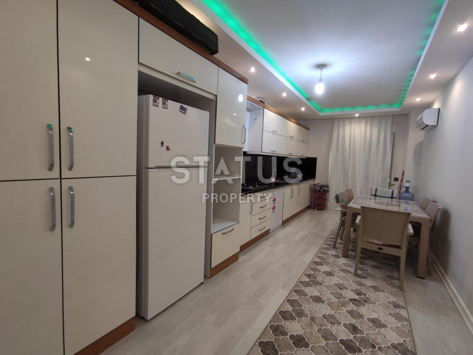 Четырёхкомнатная квартира с мебелью в Махмутларе, 145 кв. м. фото 9