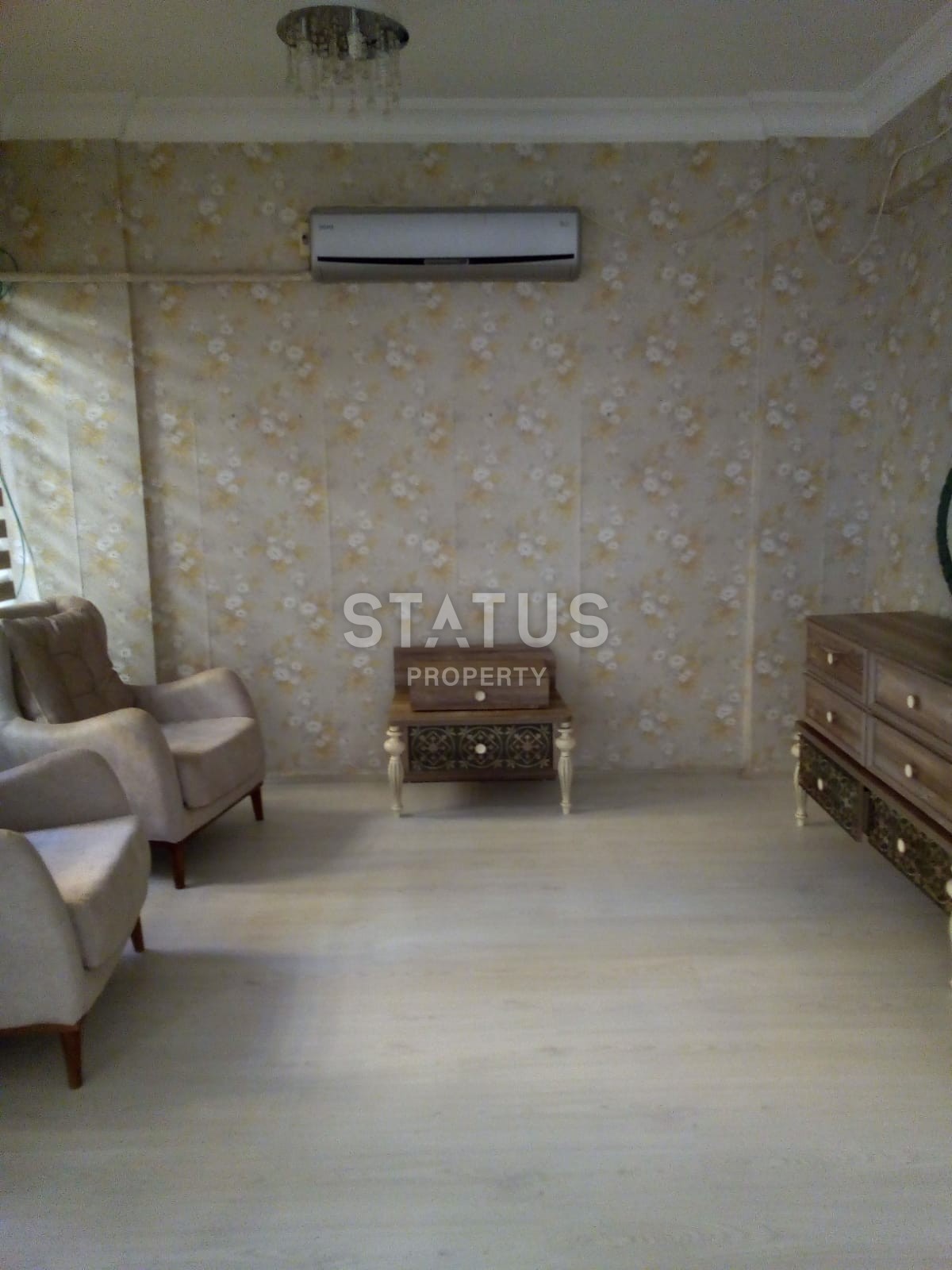 Cozy inexpensive three-room apartment 300 meters from the sea фото 4