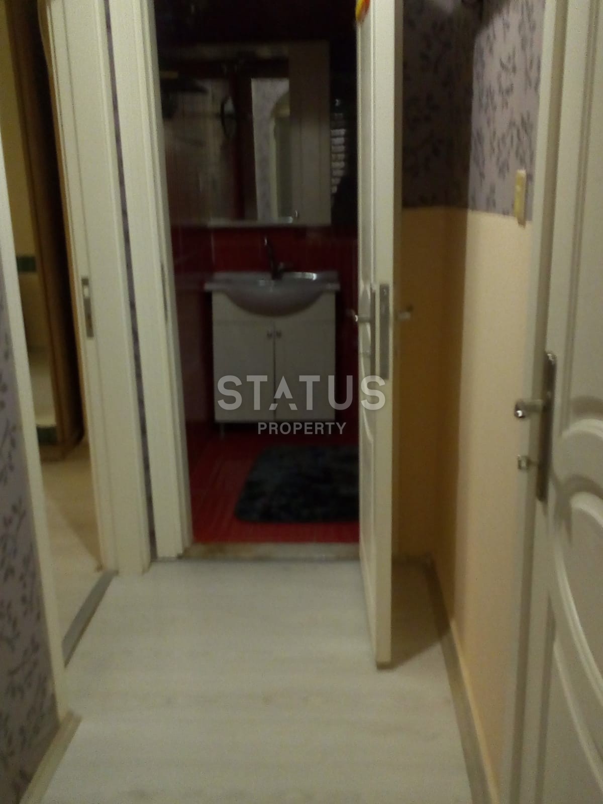 Cozy inexpensive three-room apartment 300 meters from the sea фото 5