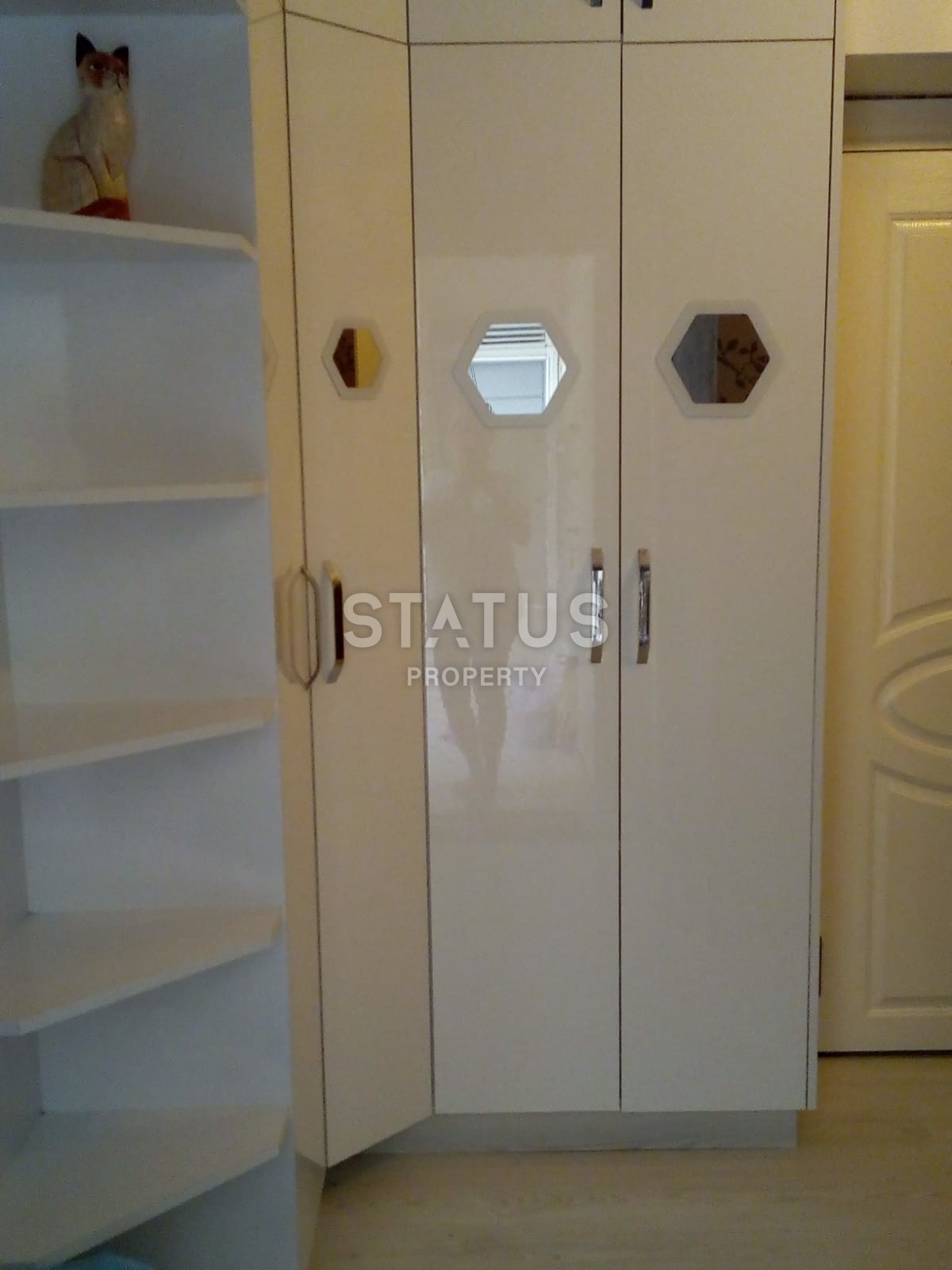 Cozy inexpensive three-room apartment 300 meters from the sea фото 9