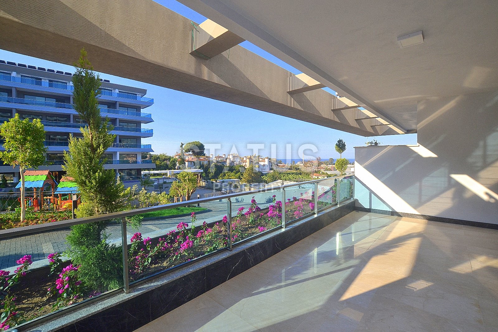 Garden duplex with sea view in a new complex from the owner. Kargicak District фото 26