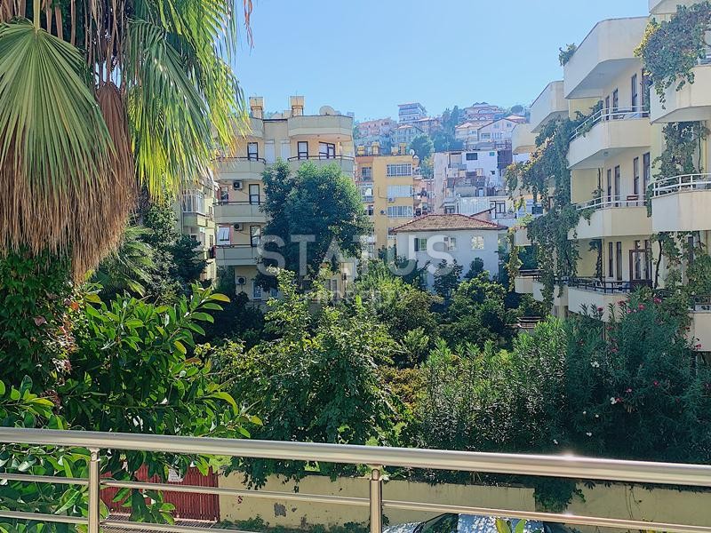 Трехкомнатная квартира с мебелью в центре города фото 3