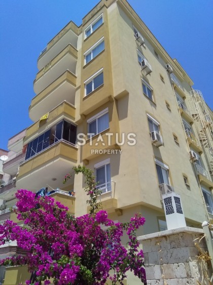 Трехкомнатная квартира с отдельной кухней в Махмутларе фото 1