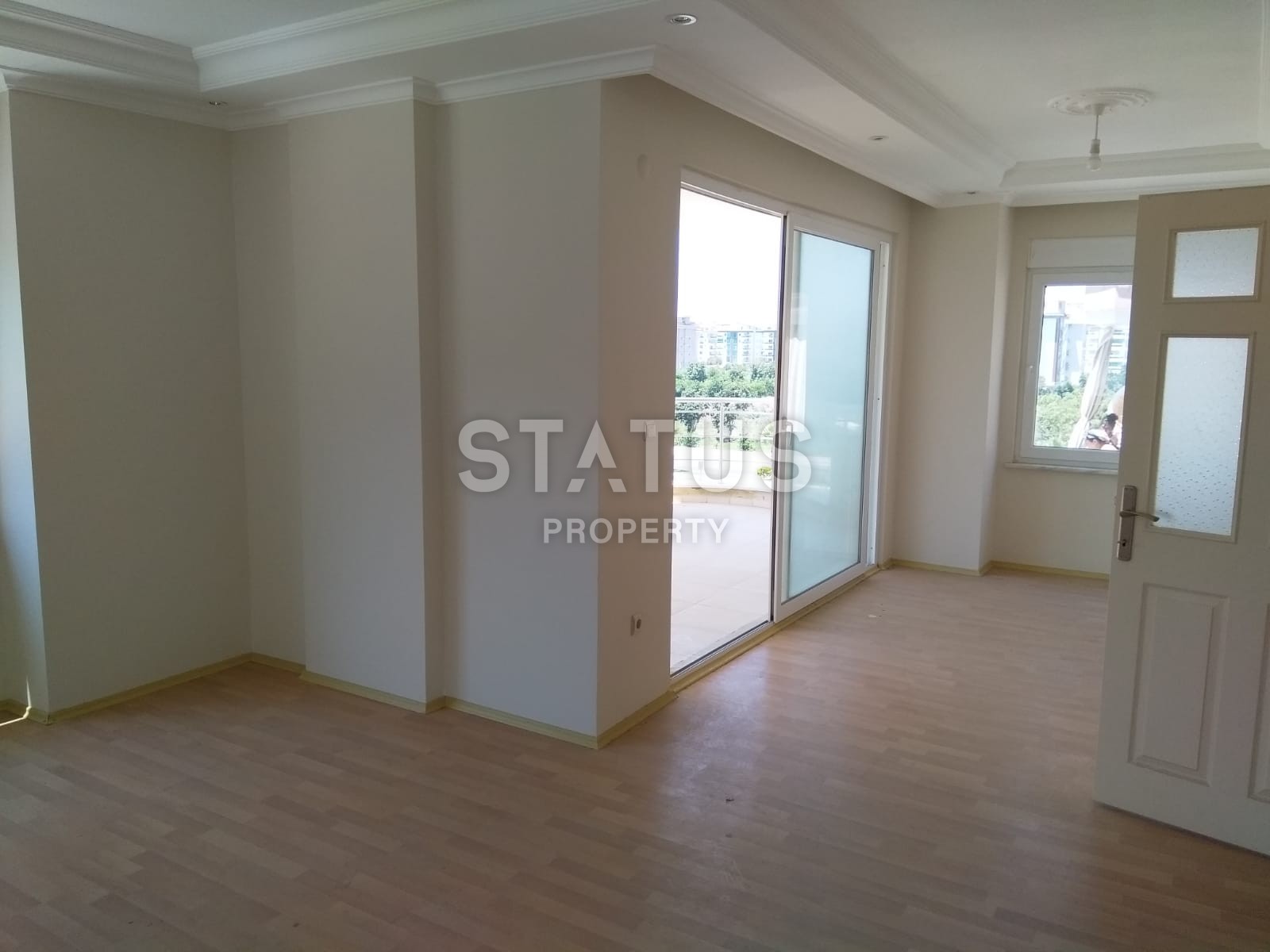 Трехкомнатная квартира с отдельной кухней в Махмутларе фото 9