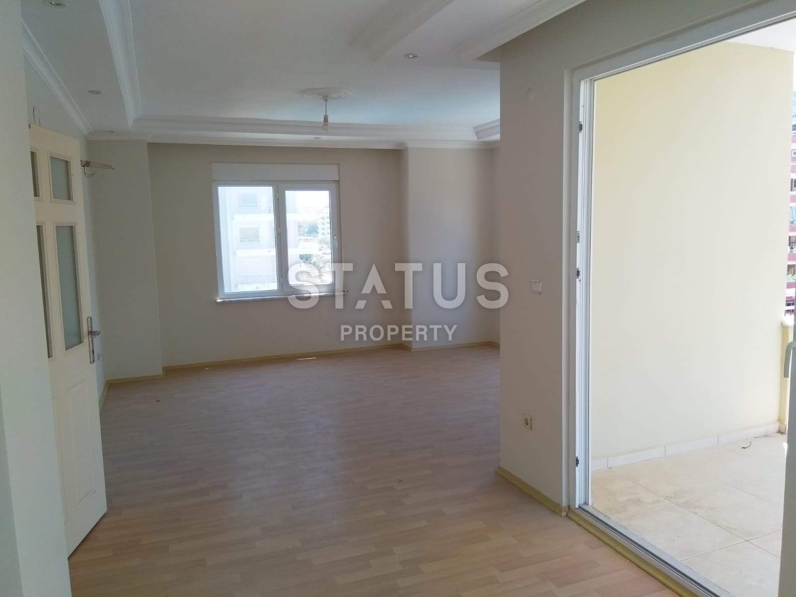 Трехкомнатная квартира с отдельной кухней в Махмутларе фото 17