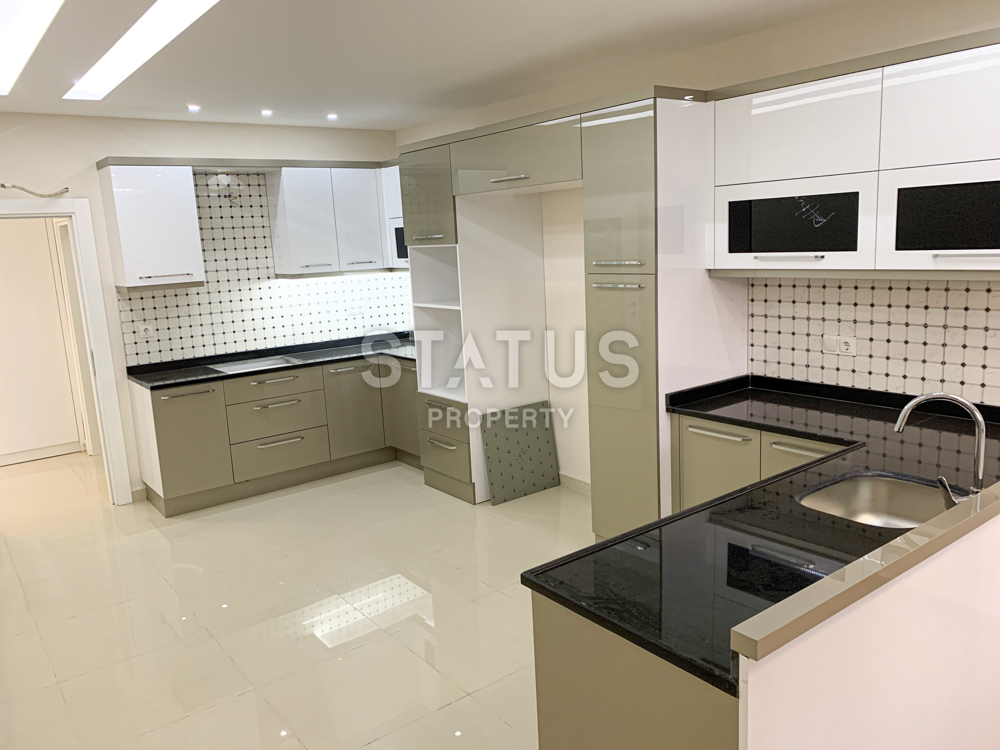 Six-room penthouse+one-bedroom apartment in the center of Alanya фото 3