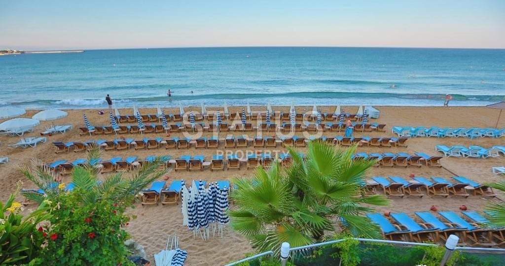 Penthouse 3+1 with sea views in a luxury complex in Avsallar фото 4