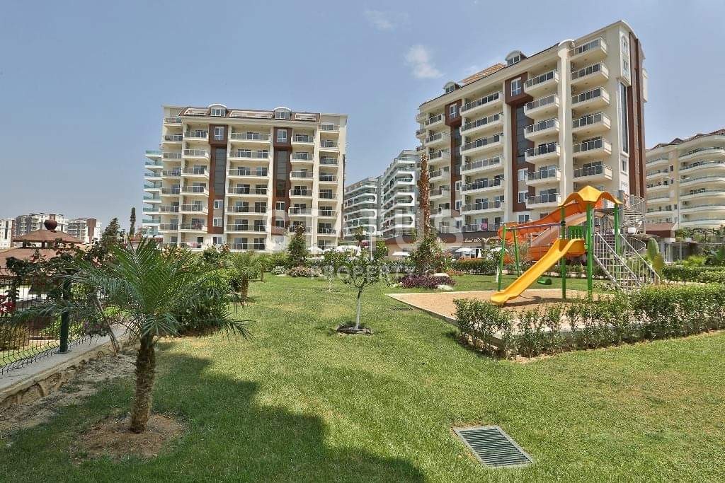 Penthouse 3+1 with sea views in a luxury complex in Avsallar фото 7