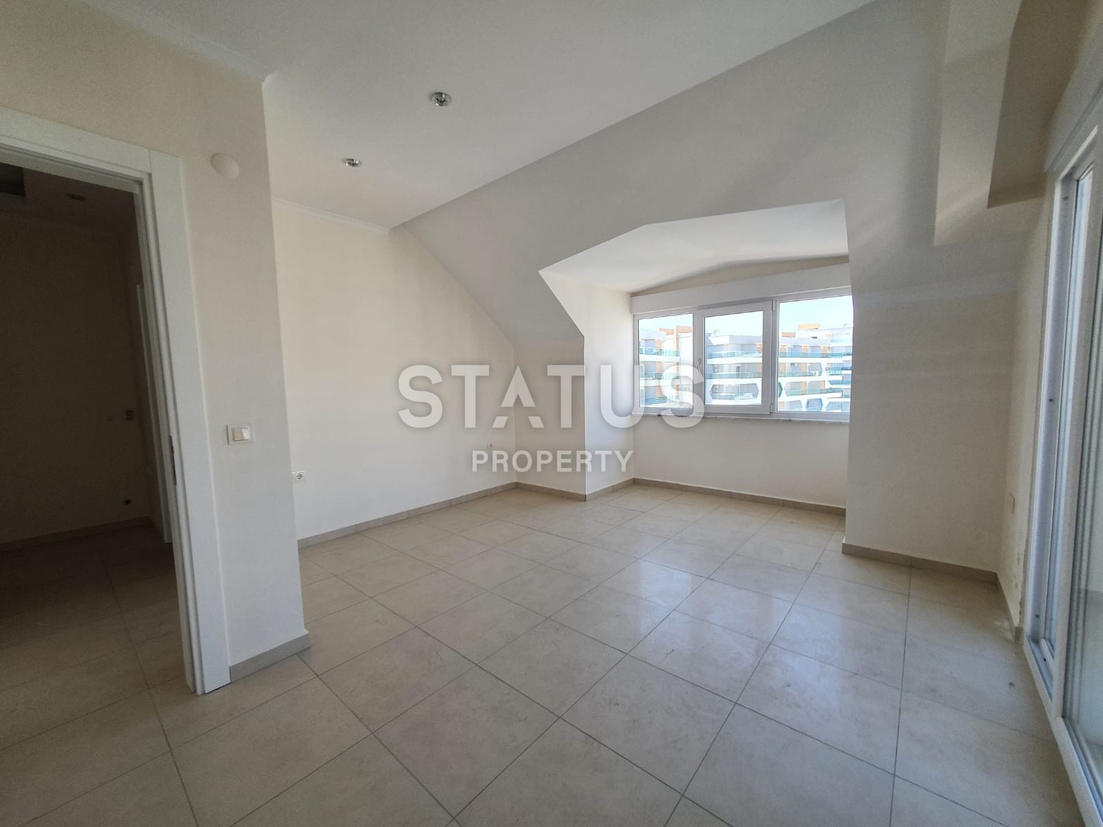 Penthouse 3+1 with sea views in a luxury complex in Avsallar фото 15