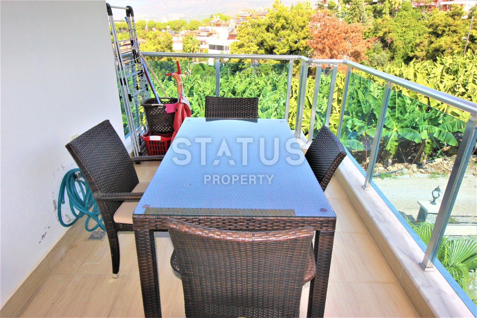 Three-room apartment with furniture in Kargicak area, 110 m2. фото 22