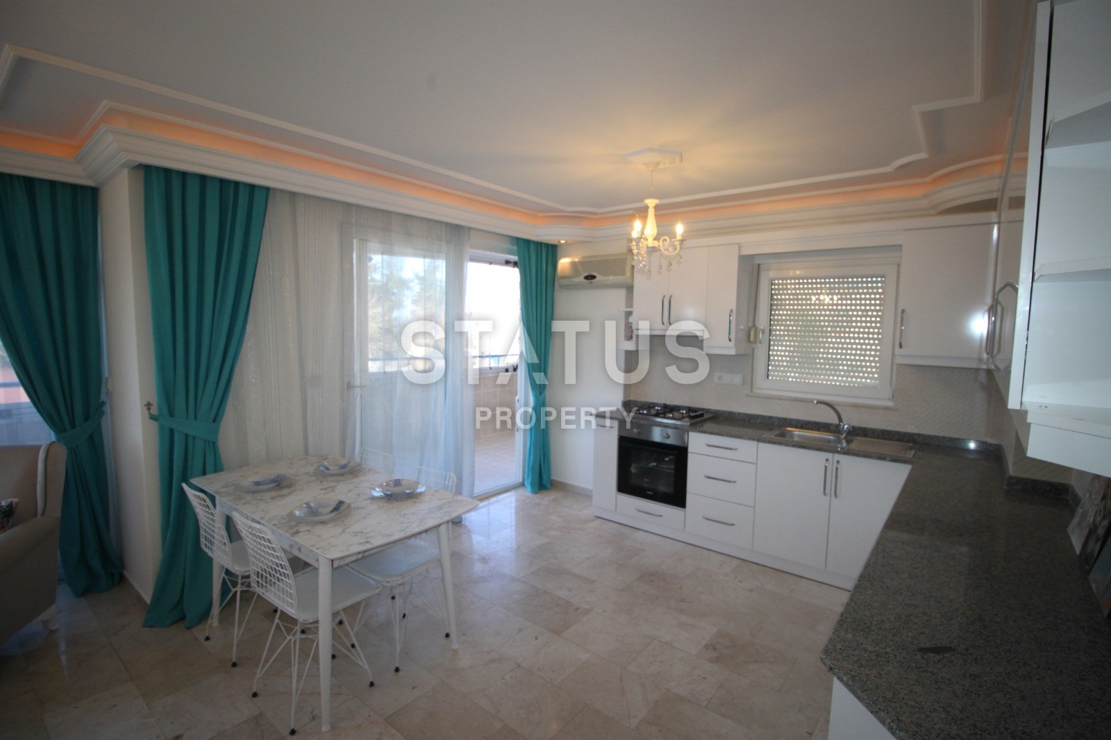 Трехкомнатная квартира с мебелью в комплексе с инфраструктурой фото 3