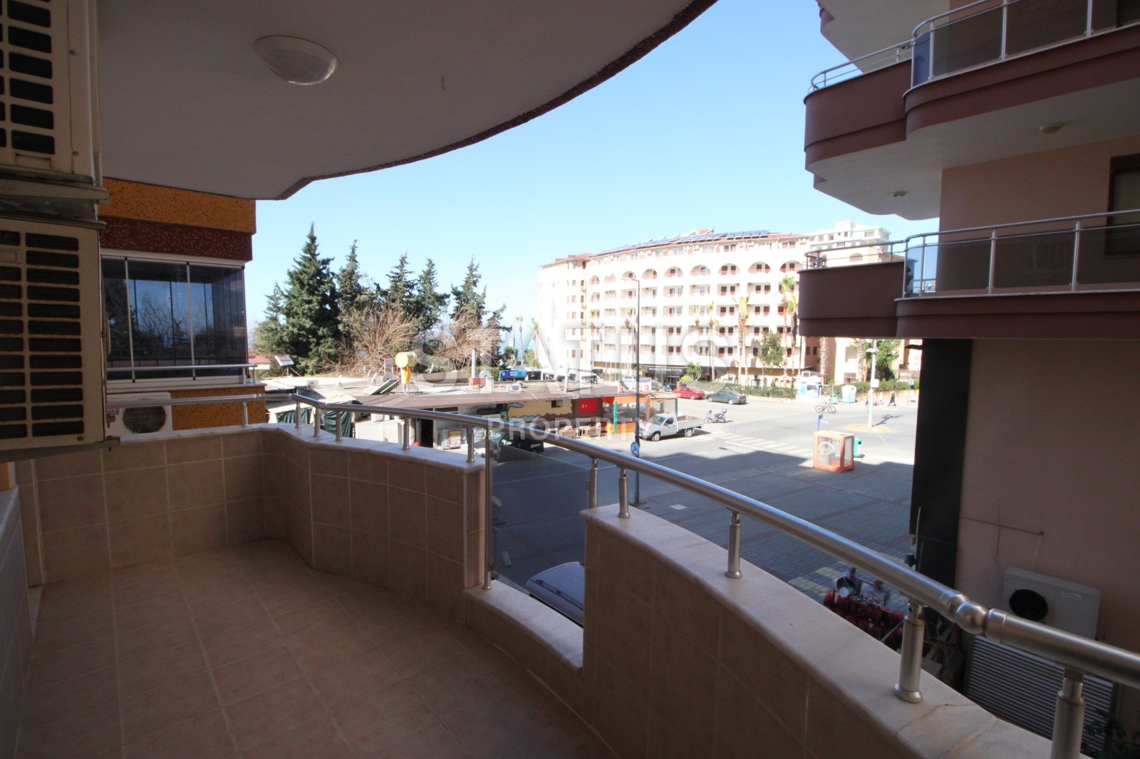 Трехкомнатная квартира с мебелью в комплексе с инфраструктурой фото 17