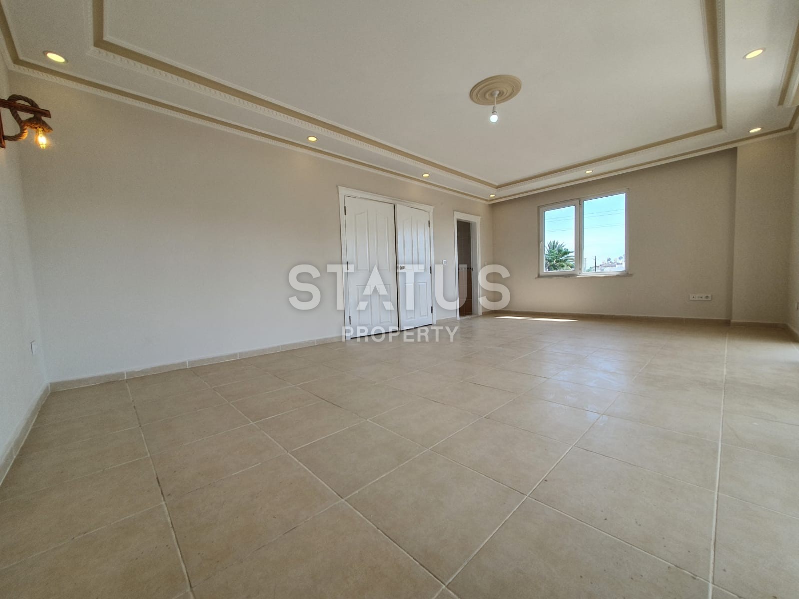 Villa 3+1 by the sea in the Demirtas area, 180 m2 фото 14