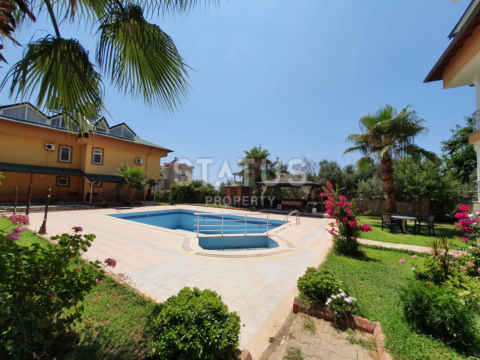 Villa 3+1 by the sea in the Demirtas area, 180 m2 фото 29