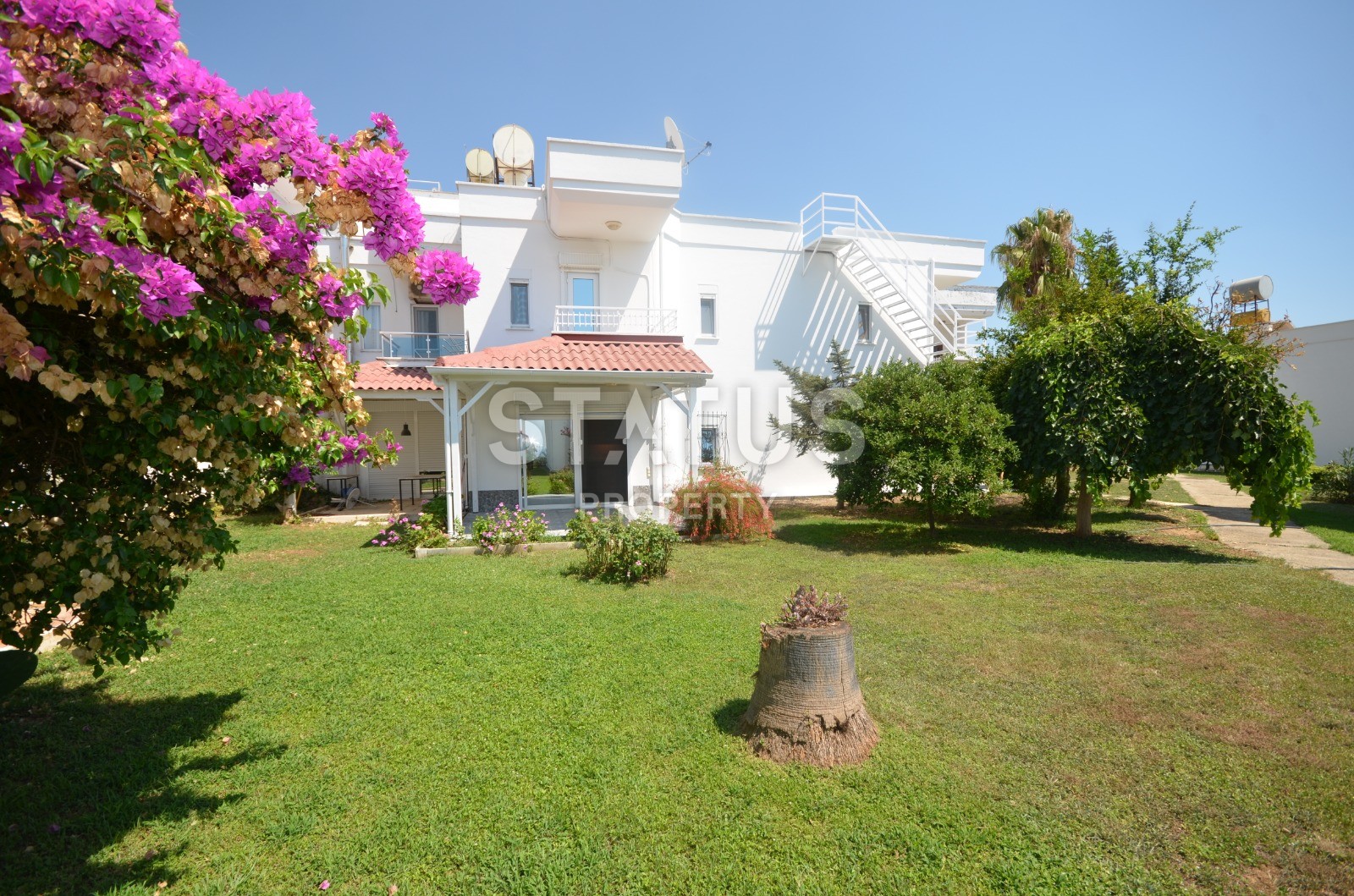 Вилла 2+1 с мебелью на первой береговой линии в Демирташе фото 19