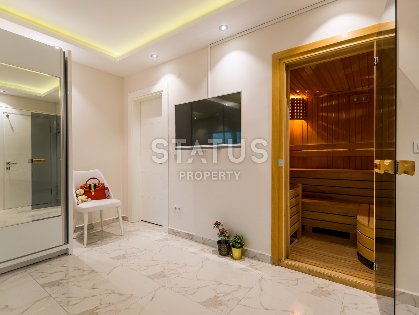 Шикарный меблированный пентхаус с видом на горы и море, 200 м2 фото 48