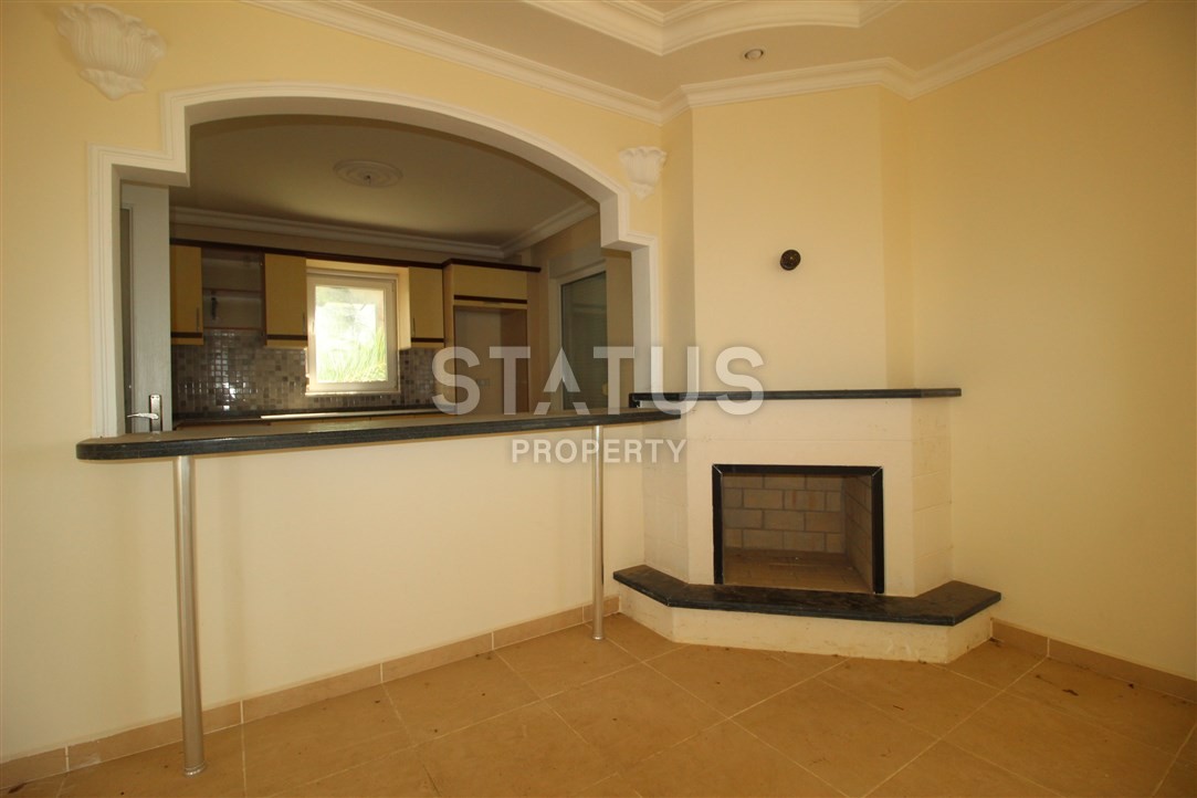Three-storey villa with a swimming pool in Kargicak area фото 6