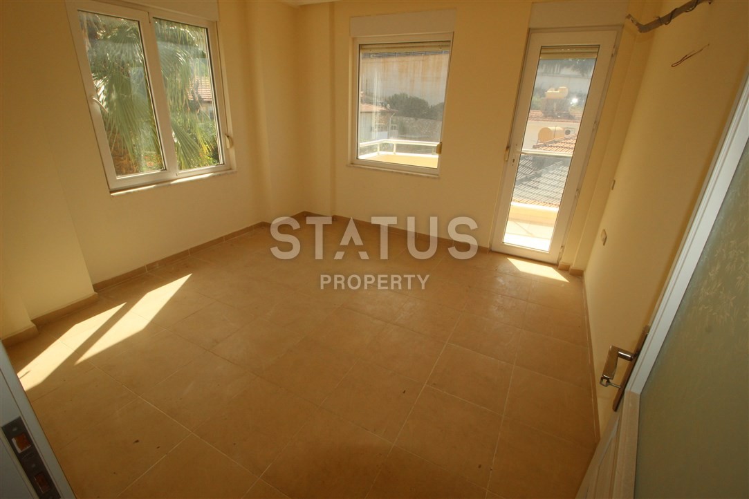 Three-storey villa with a swimming pool in Kargicak area фото 11