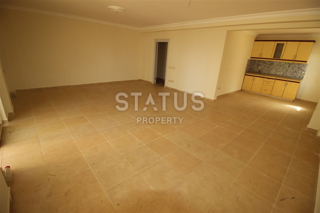 Three-storey villa with a swimming pool in Kargicak area фото 14