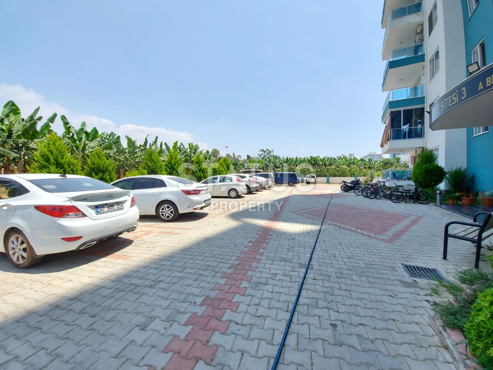 Bright three-room apartment in Mahmutlar, 115 m2 фото 24