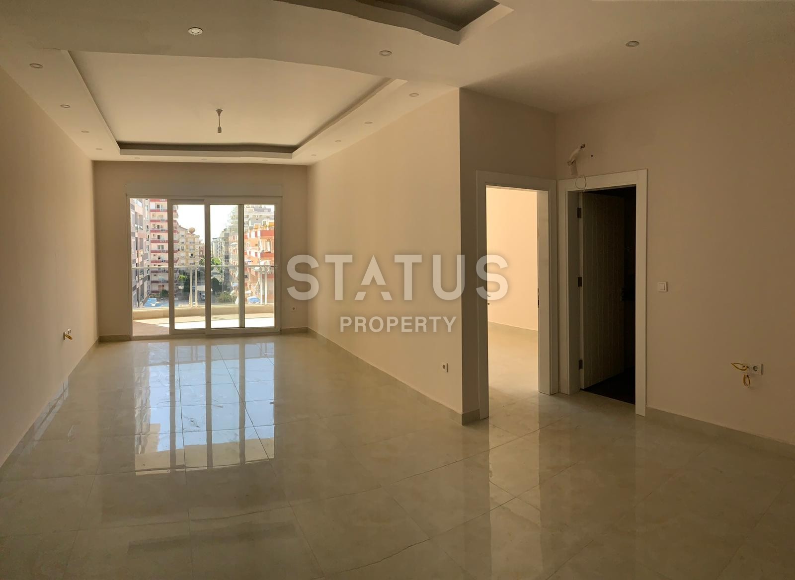 Срочная продажа квартиры 1+1 в новом комплексе, 75 м2 фото 3