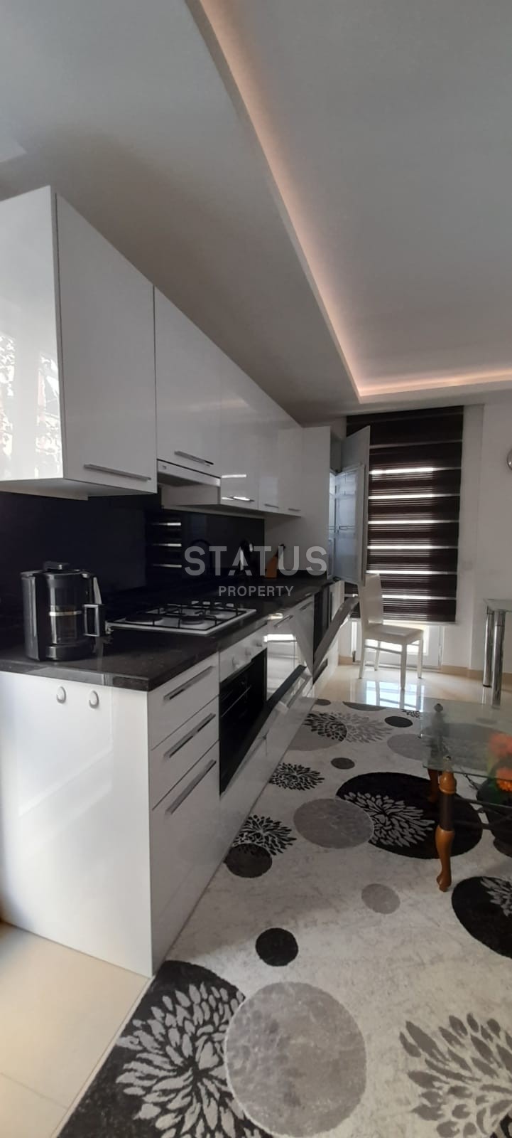 One-bedroom apartment in an excellent complex, 60 m2 фото 7