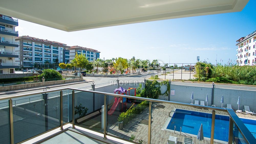 Шикарный дуплекс с выходом в сад и видом на море! Кестель фото 3