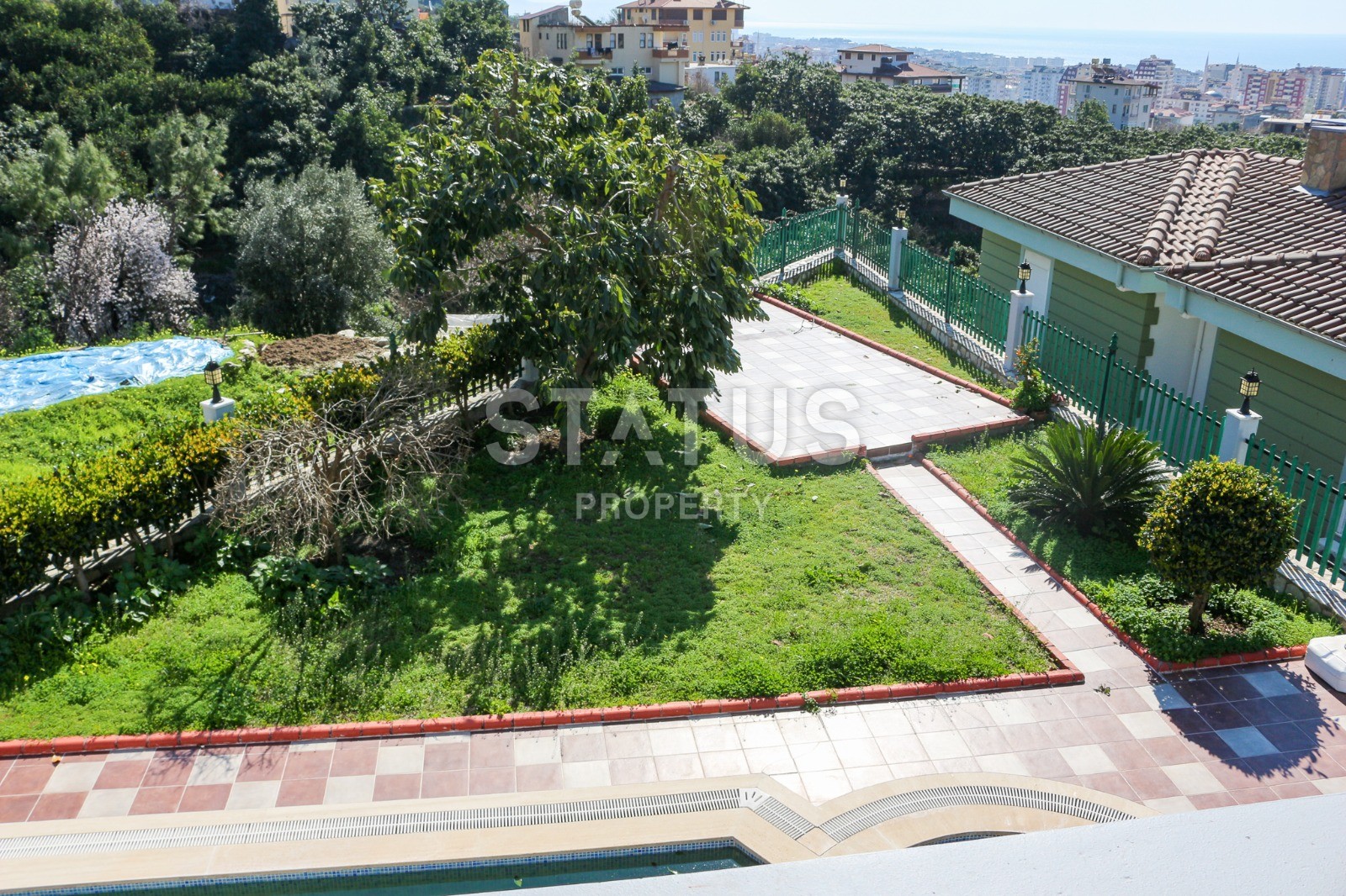 Вилла 4+1 с садом и бассейном в центре города фото 4