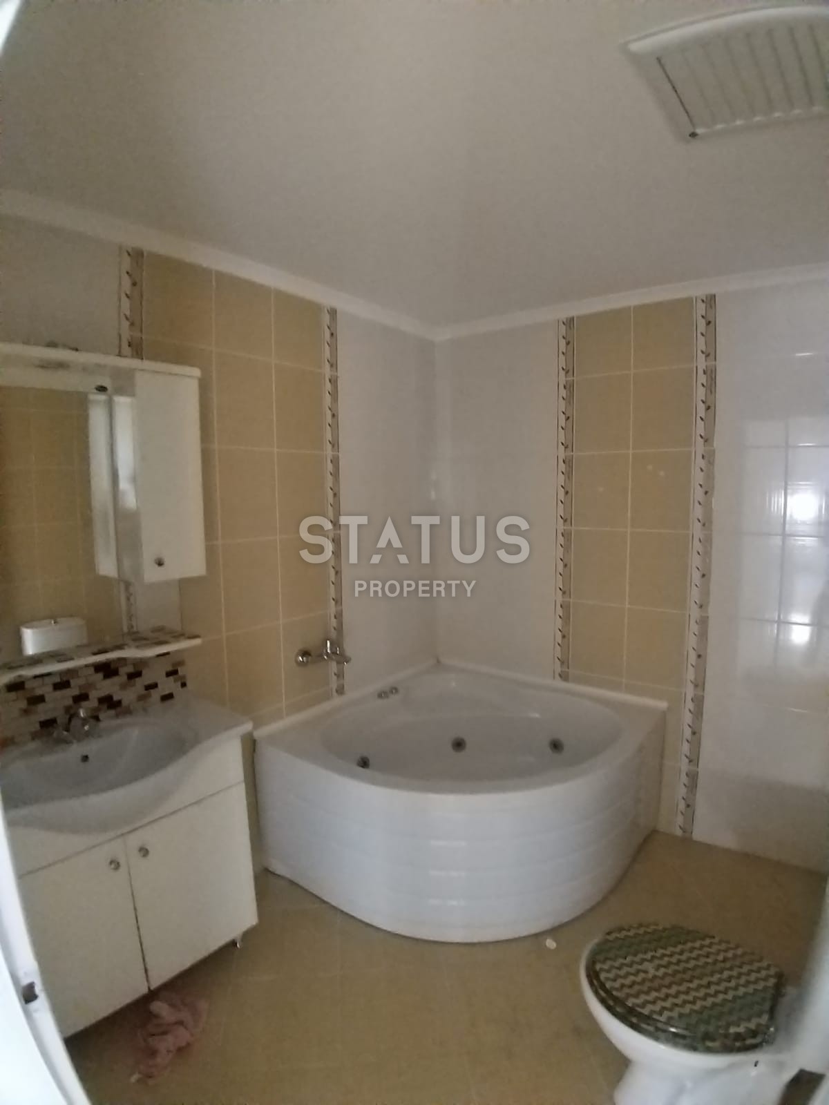 Просторная квартира. Удобная планировка. Близость к морю. Хорошая цена. фото 12