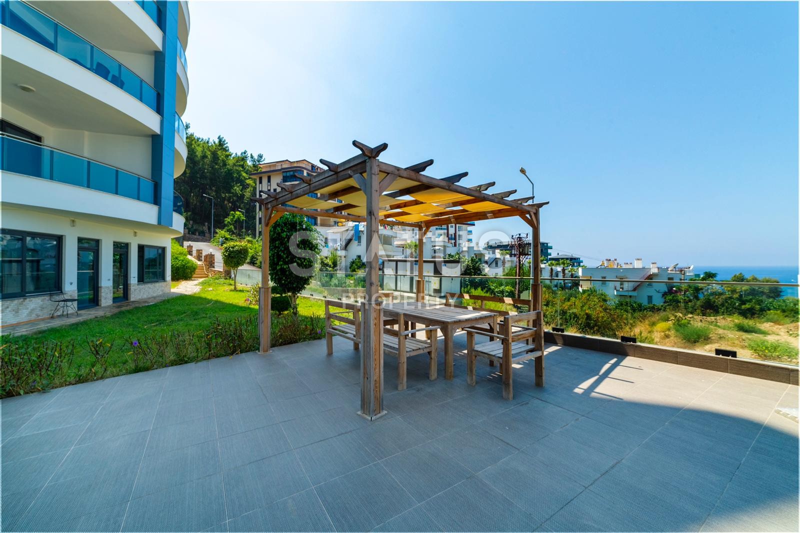 Трехкомнатная квартира с видом на море и лес в Кыргыджаке фото 23