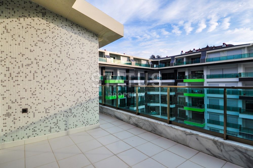 Penthouse 2+1 in a luxury complex in Kargicak, 130 m2 фото 30