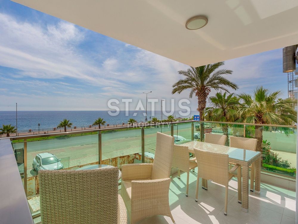 Квартиры 2+1 в новом комплексе на первой береговой линии в Махмутларе фото 26