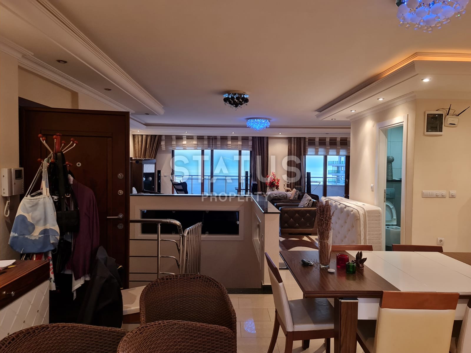 Penthouse 3+1 with furniture and beautiful views, 250 m2 фото 6