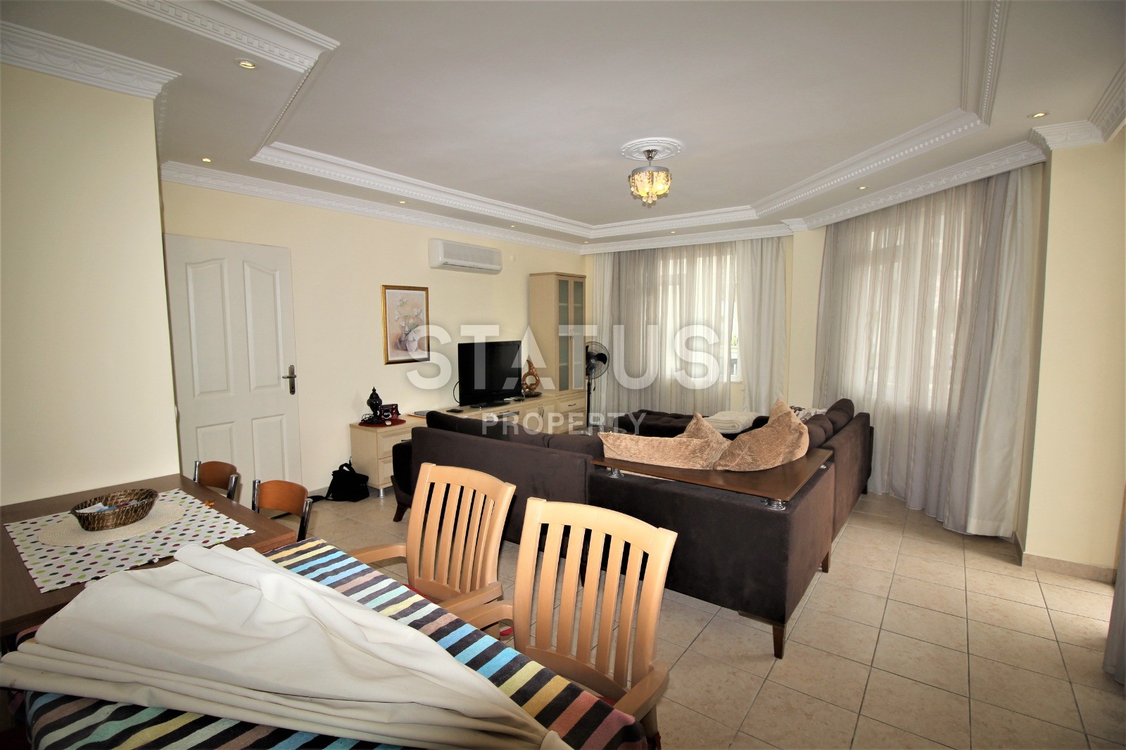 Отличная трехкомнатная квартира в центре города, 115 м2 фото 3