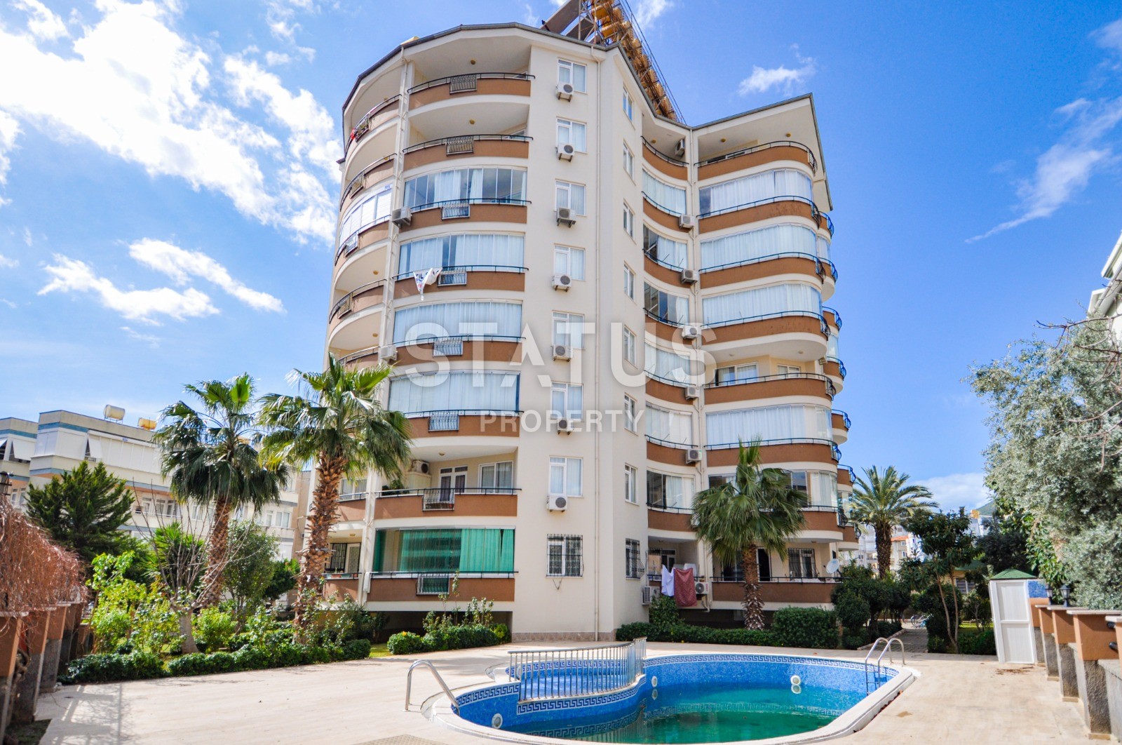 Furnished 2+1 apartments with mountain views in the central part of Alanya. фото 3