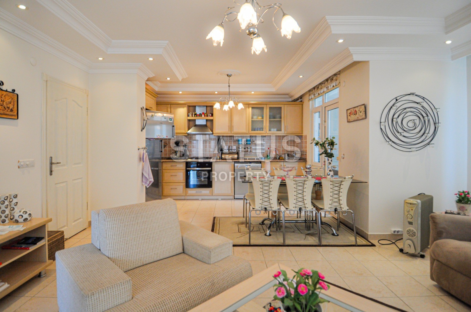 Furnished 2+1 apartments with mountain views in the central part of Alanya. фото 5