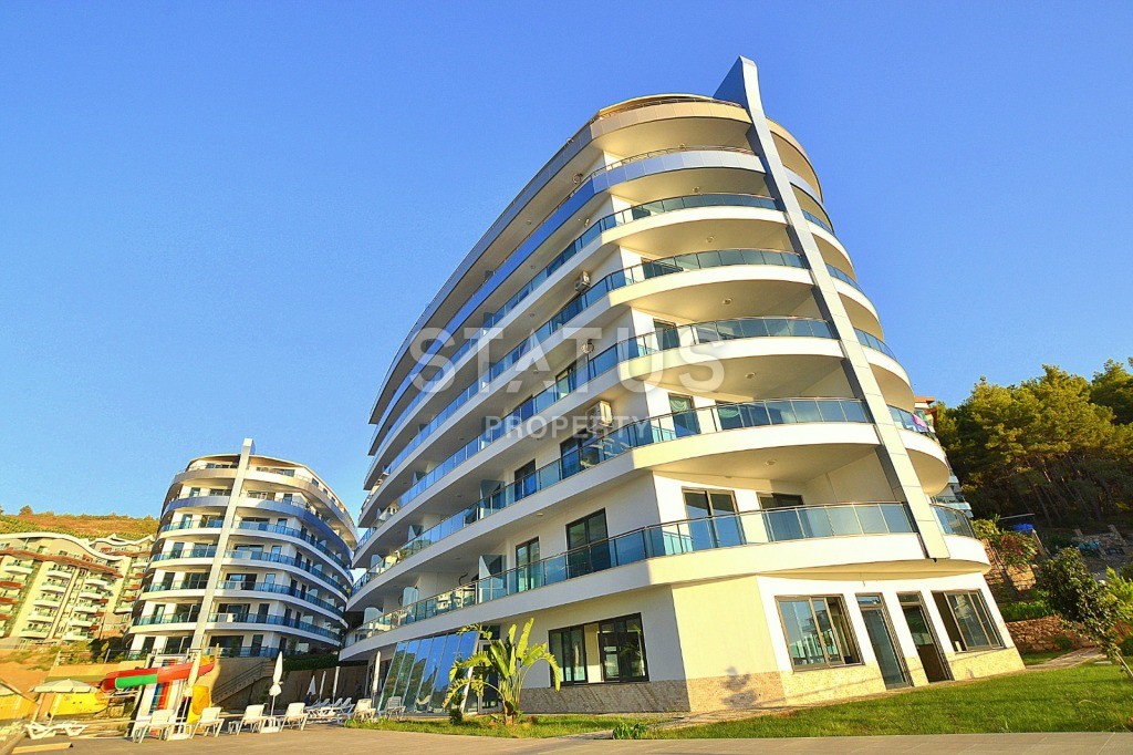 Luxury apartments in a modern complex in the Kargicak area фото 9