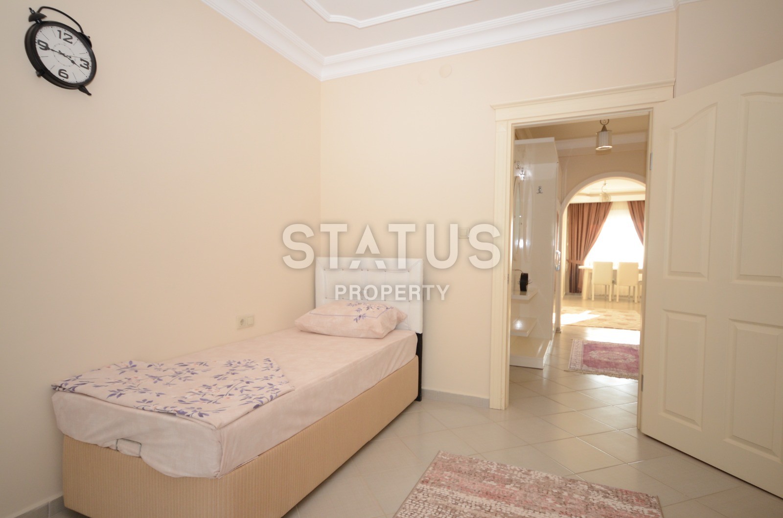 Отличная трехкомнатная квартира на высоком этаже! Красивый вид, супер цена! фото 3