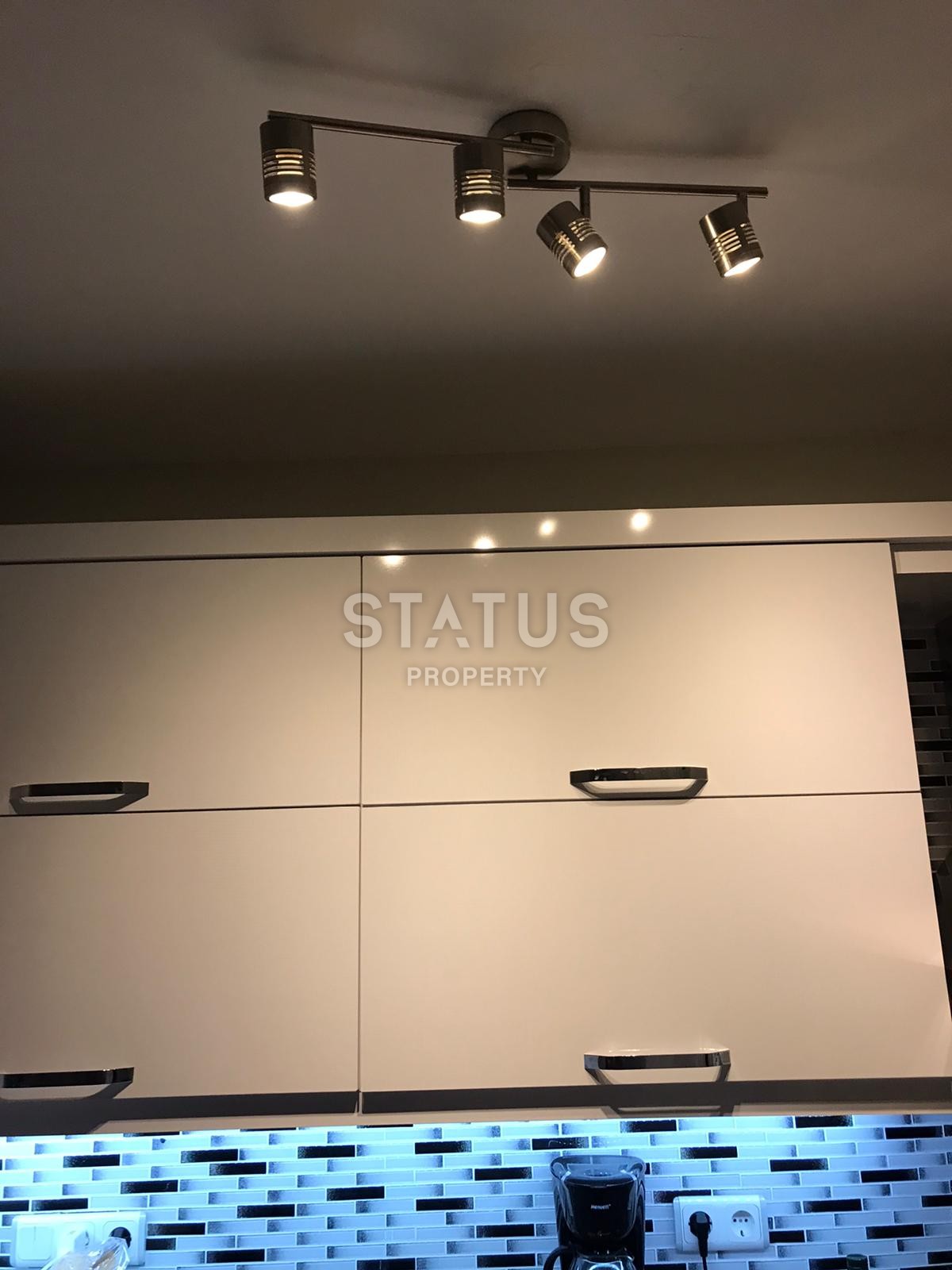 Двухкомнатная квартира с мебелью в центре города, 60 м2 фото 21