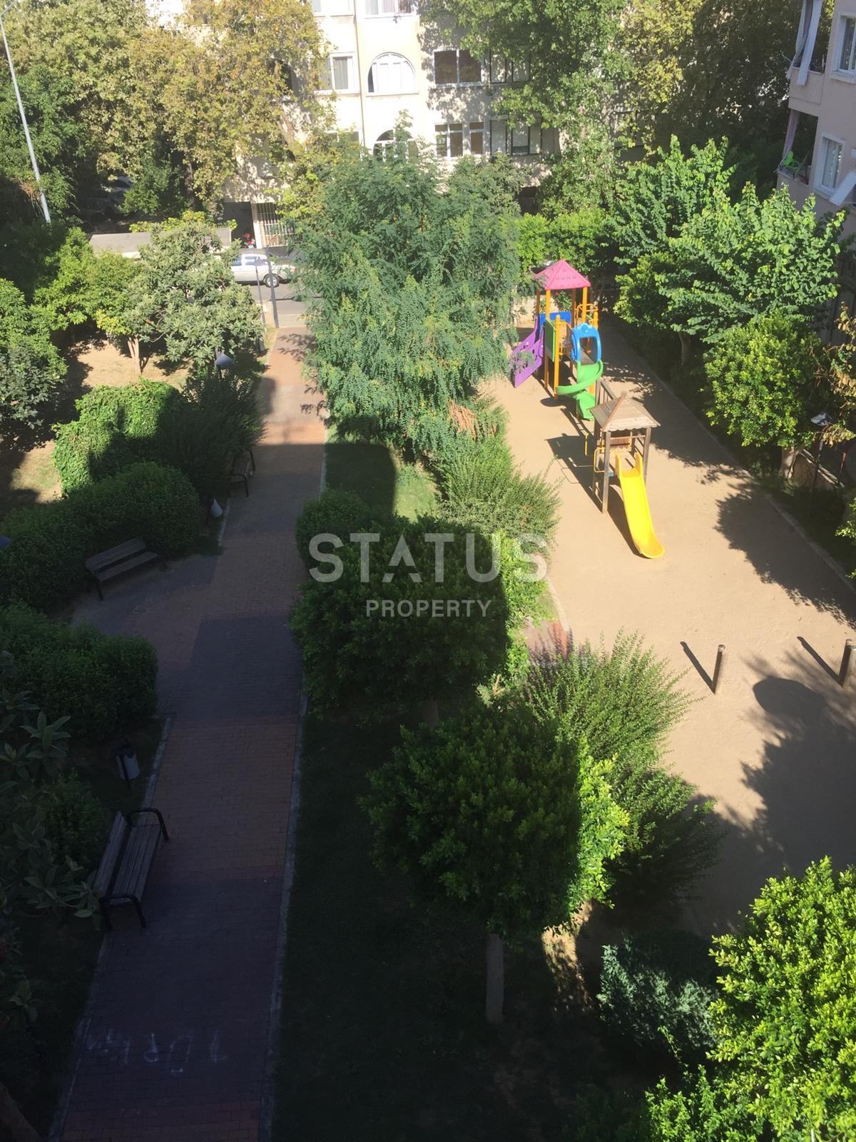 Двухкомнатная квартира с мебелью в центре города, 60 м2 фото 25