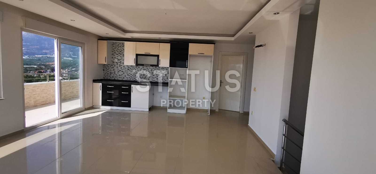 Penthouse with sea and mountain views in Mahmutlar, 160 m2 фото 18